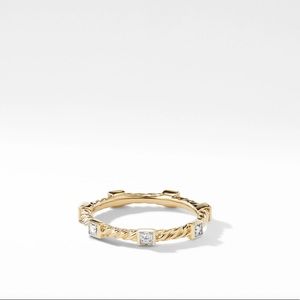 Stack ring in 18k gold with diamonds